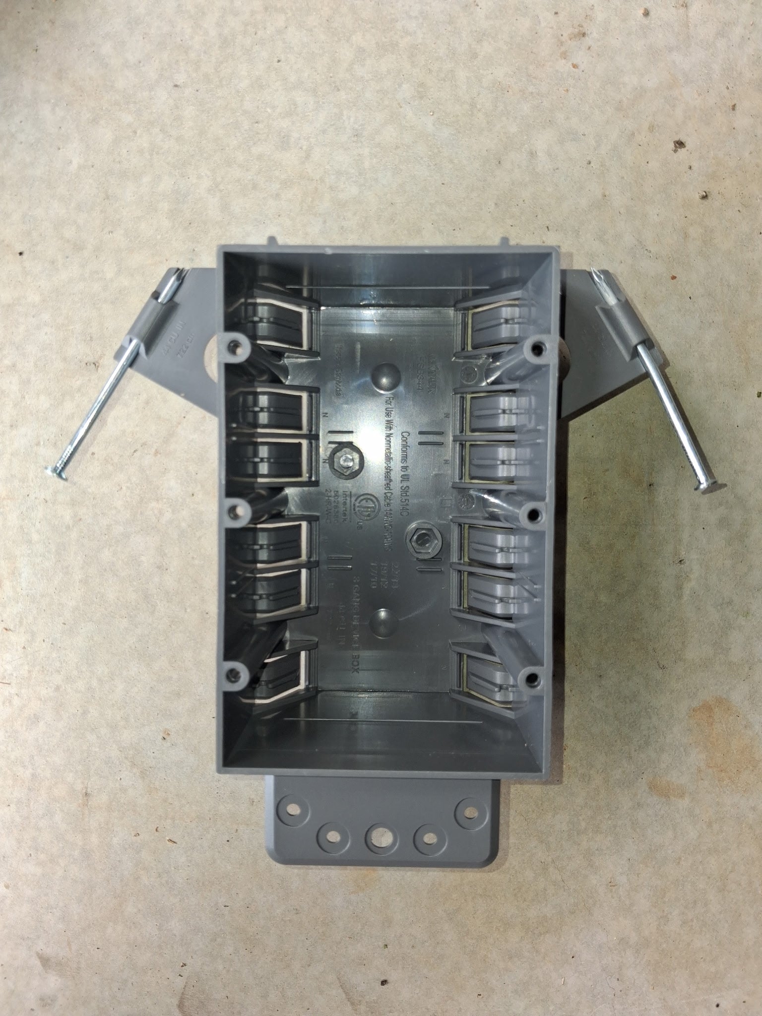 3-GANG Plastic Switch Box (New Work) 44 cu. in.