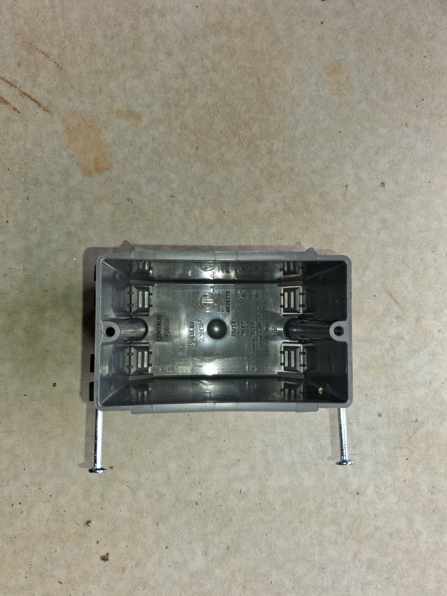 1-GANG Plastic Switch Box (New Work) 20 cu. in.